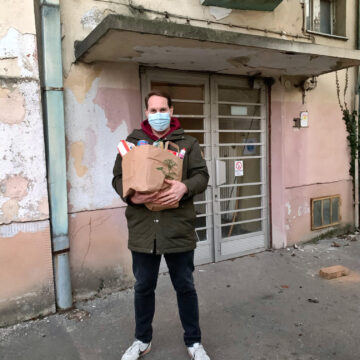 Mladí ľudia usporiadali pre charitu zbierku